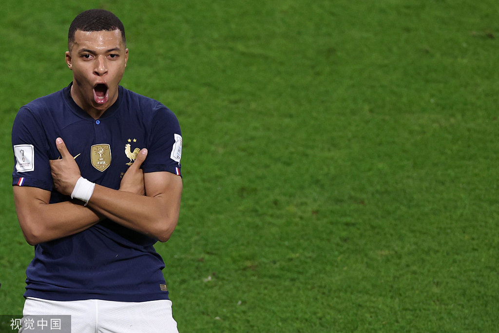 耿飚:陈明仁与我曾赌共产党胜负,9年后他成上将,而我未获军衔